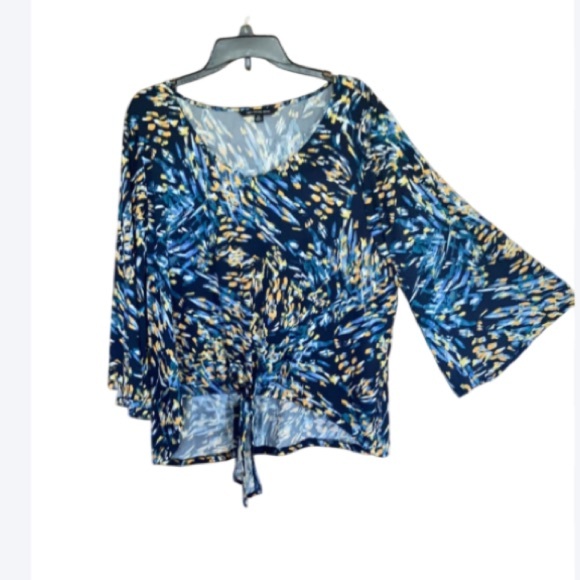Zac & Rachel Tops - Zac & Rachel top abstract print w stretch & tie detail at hemline boho casual 2X